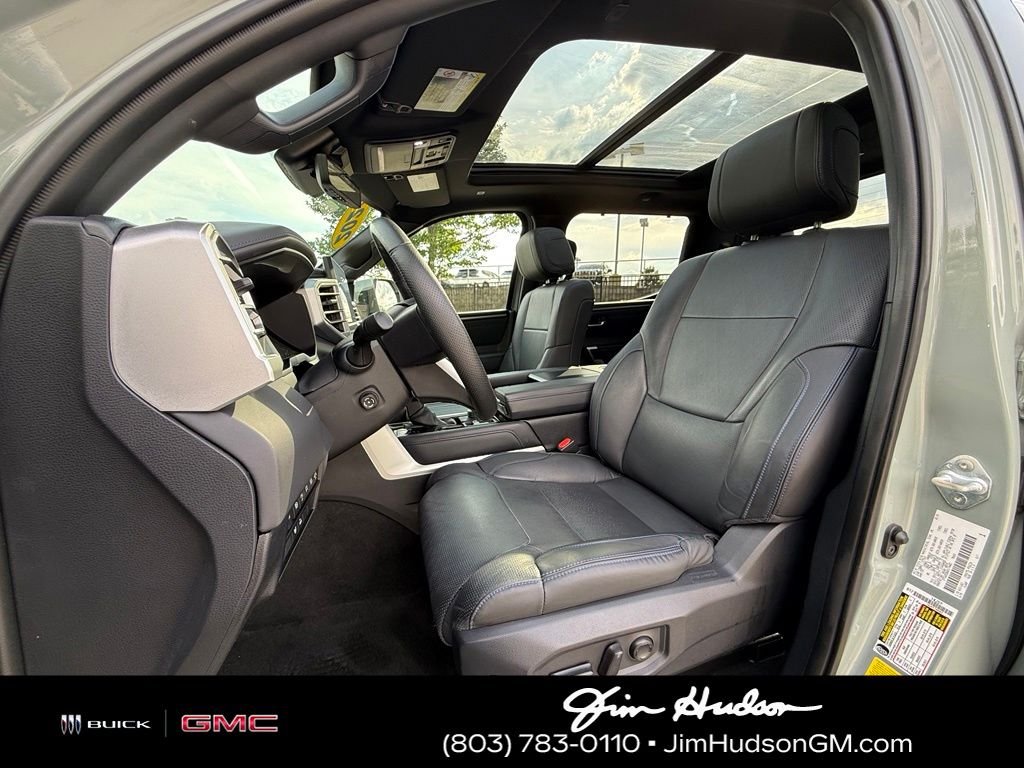 Used 2024  Toyota Platinum image 6