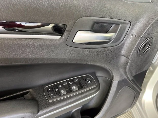 Used 2023 Silver Chrysler Touring image 14