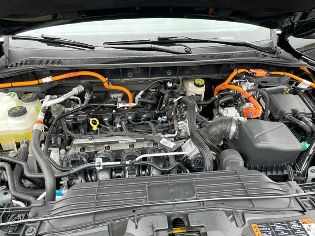 2025 Ford Escape PHEV - Photo 29