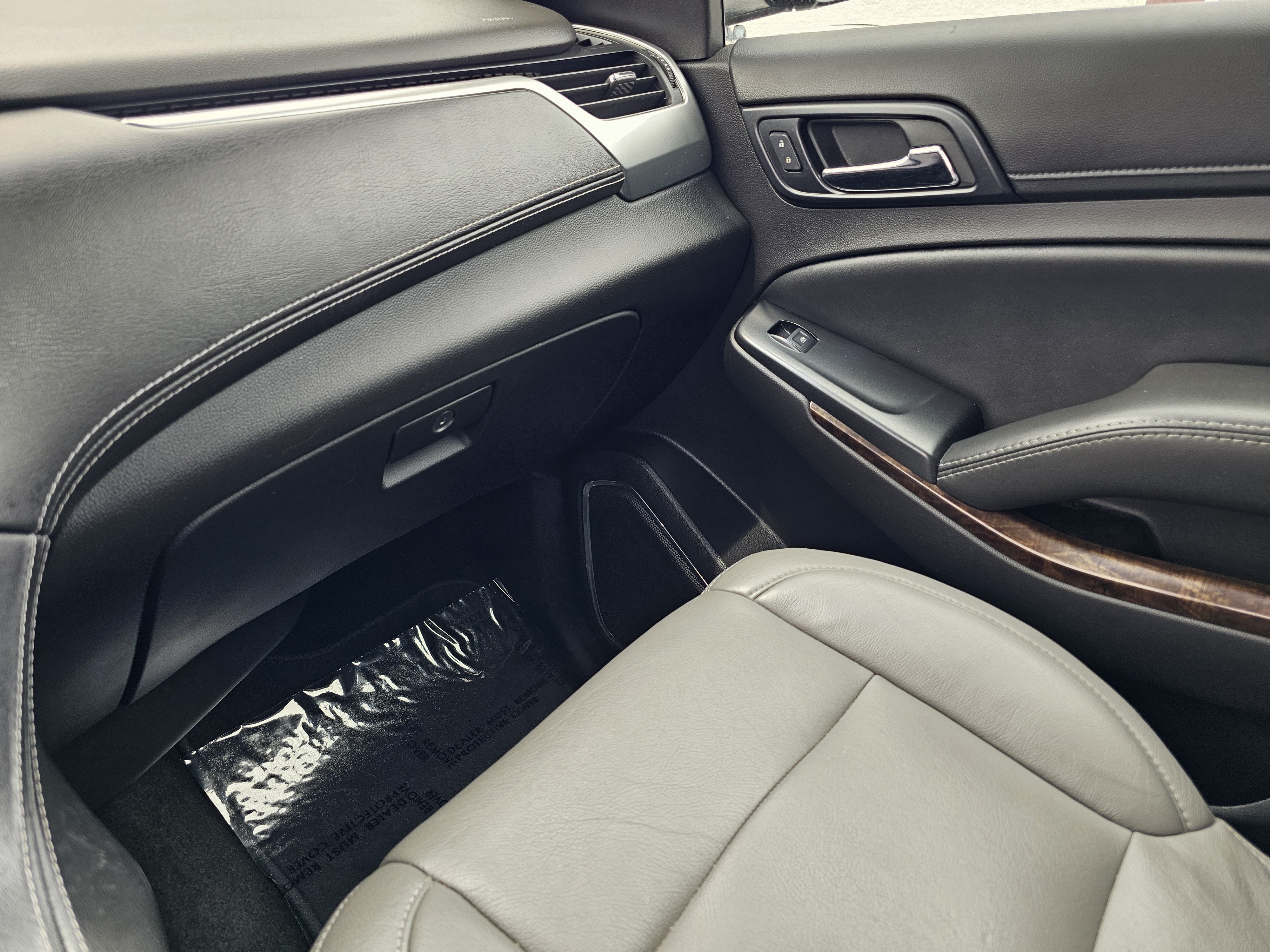 Used 2017 BLACK Chevrolet LS image 26