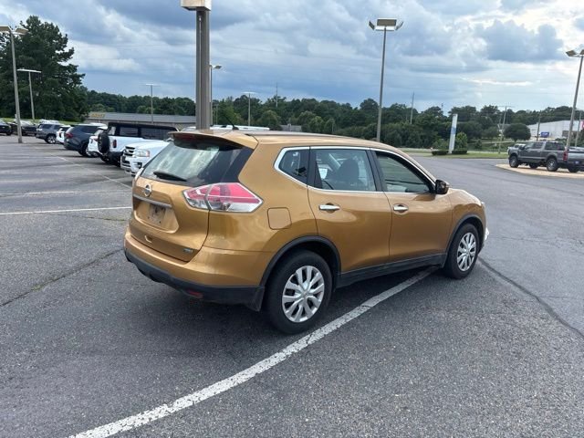 Used 2014 Orange Nissan S image 3