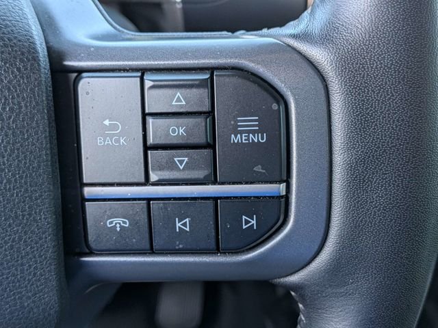 Used 2023 White Ford Lariat image 31