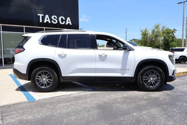 New 2026 Summit White GMC Elevation image 10