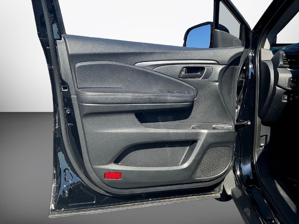 Used 2025 Black Honda Sport image 22