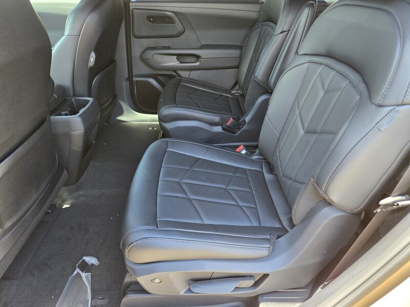 New 2027 Terrain Brown Matte Kia X-LINE SX image 8