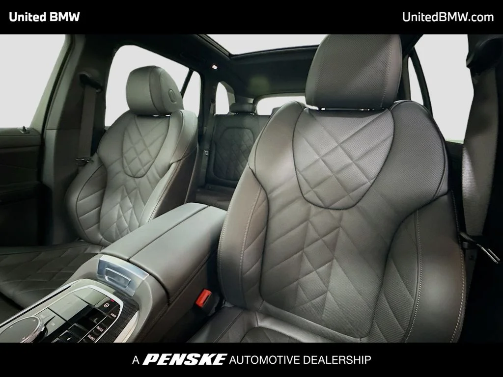 New 2026 Skyscraper Grey Metallic BMW sDrive40i image 5