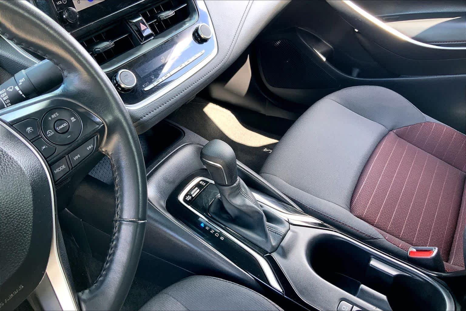 Used 2025 Midnight Black Metallic Toyota SE image 16
