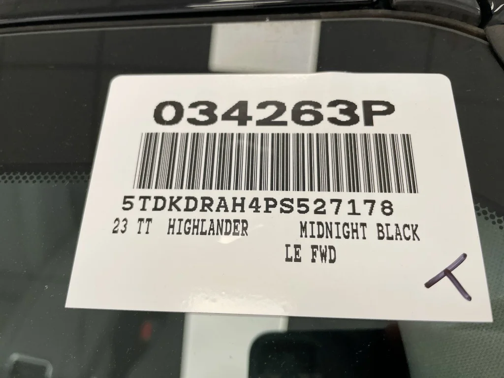 Used 2023 Midnight Black Metallic Toyota LE image 33