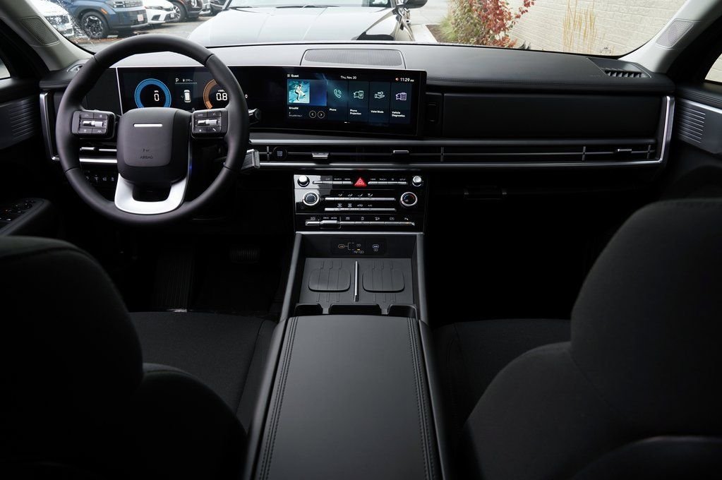New 2026 Phantom Black Hyundai SE image 31