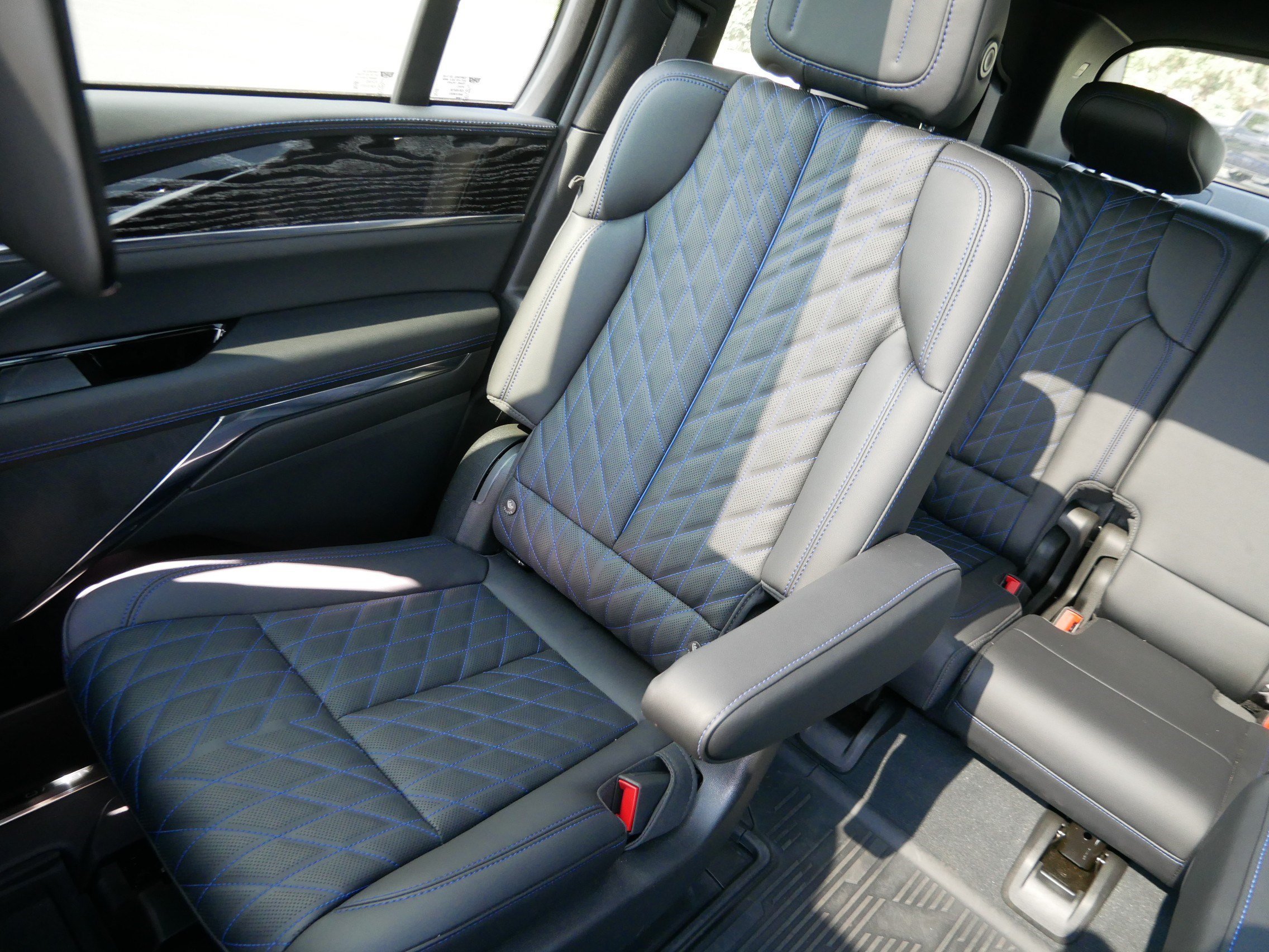 2026 Cadillac Escalade IQ Sport - Photo 10