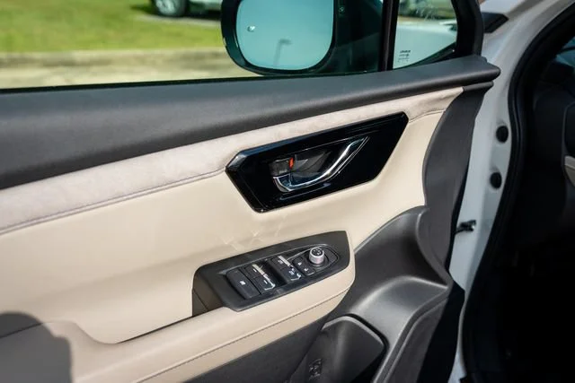 New 2026 Crystal White Pearl Subaru Limited Hybrid image 31