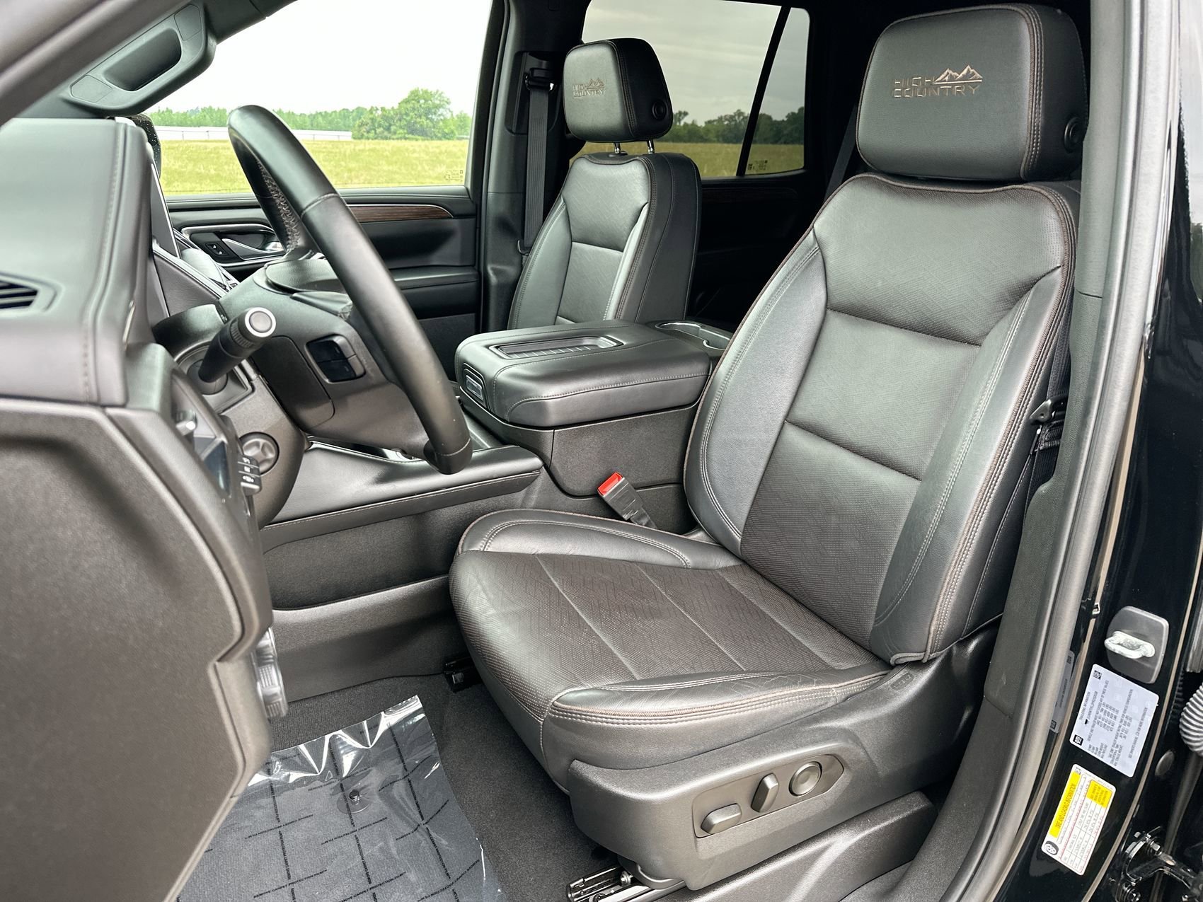 Used 2023 Black Chevrolet High Country image 11