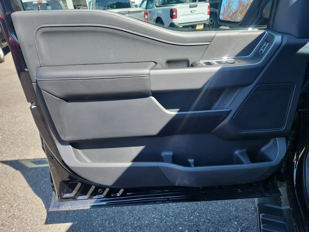 New 2026 Blue Ford XLT image 14
