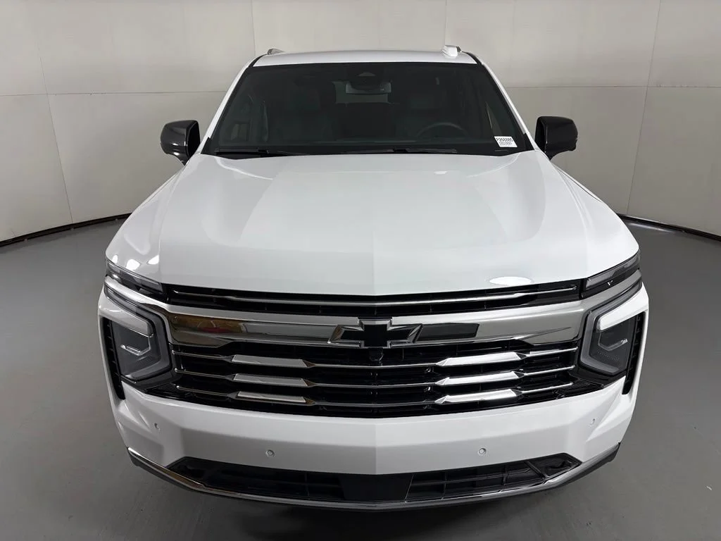 New 2026 Summit White Chevrolet LT image 4
