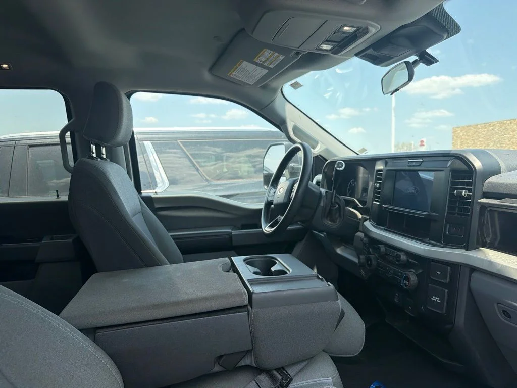 Used 2025 White Ford XLT image 6