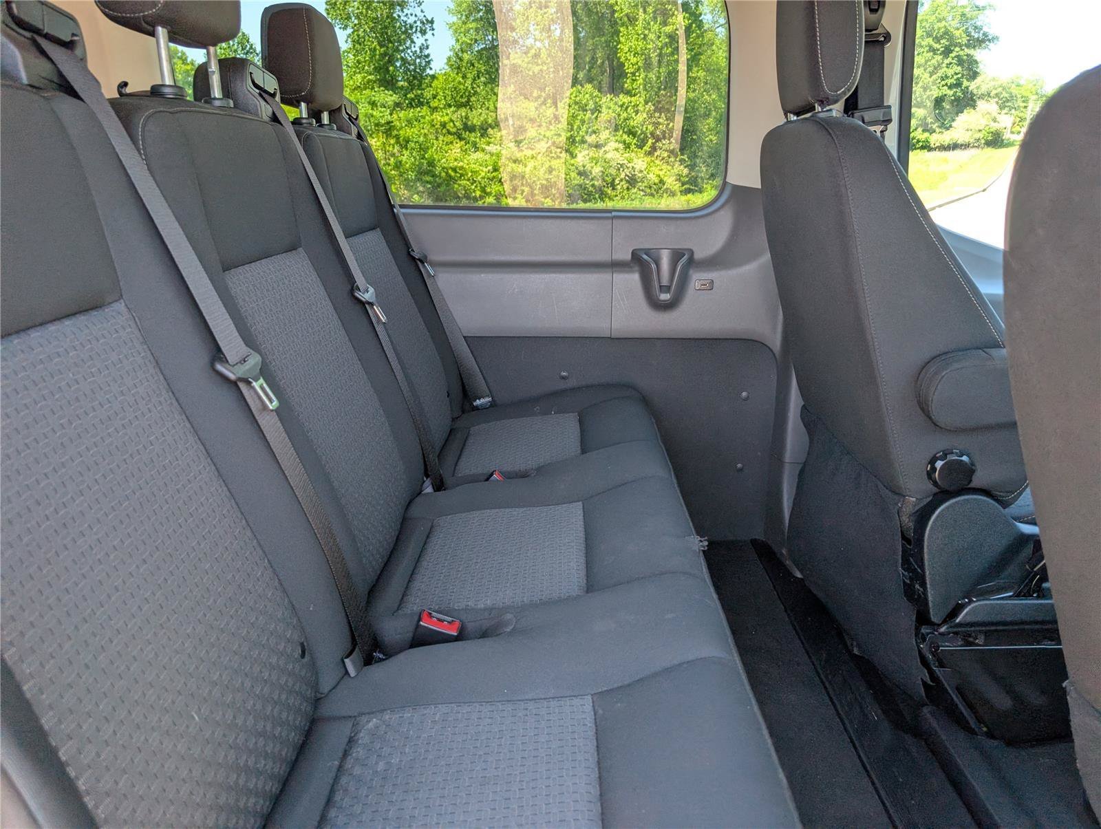 2023 Ford Transit Passenger Van XL - Photo 7
