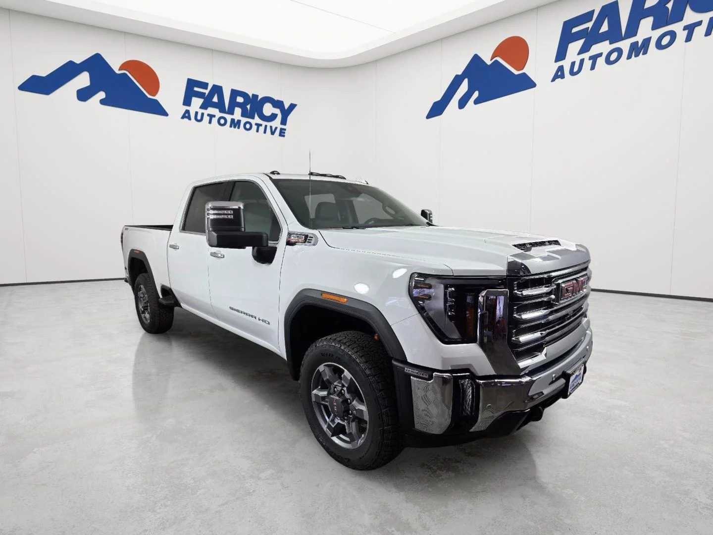 2026 GMC Sierra 2500HD SLT - Photo 10