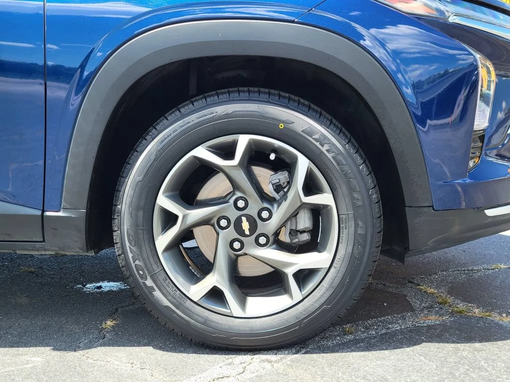 Used 2024 Blue Glow Metallic Chevrolet LT image 10