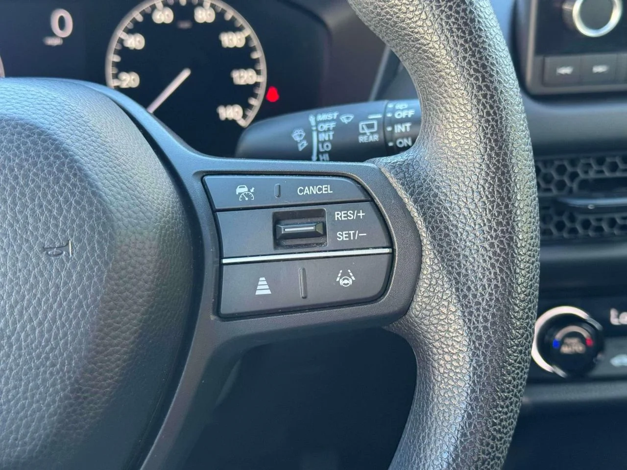 Used 2023 Platinum White Pearl Honda AWD LX image 25
