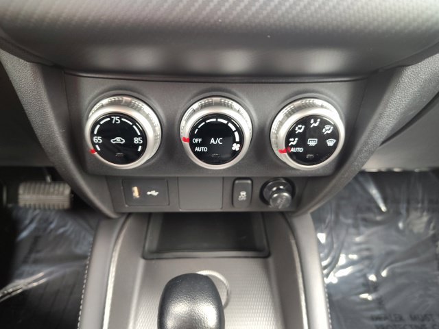New 2027 Black Mitsubishi 2.0 S image 20