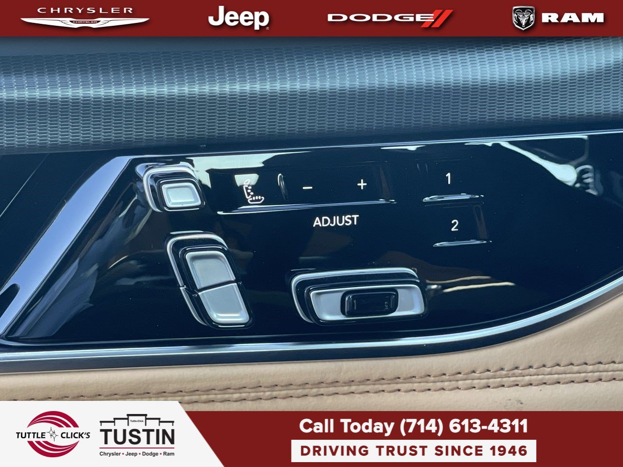 New 2026 Bright White Clear-Coat Exterior Paint Jeep Summit Reserve image 22