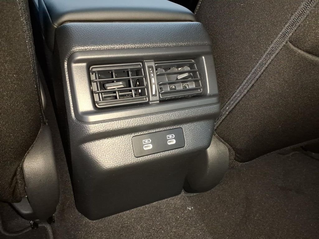New 2026 Canyon River Blue Honda SE image 4