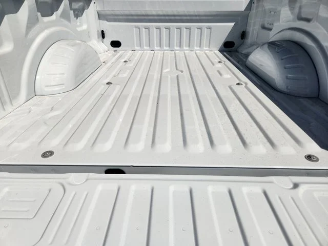 New 2026 Oxford White Ford F-250® XL image 32