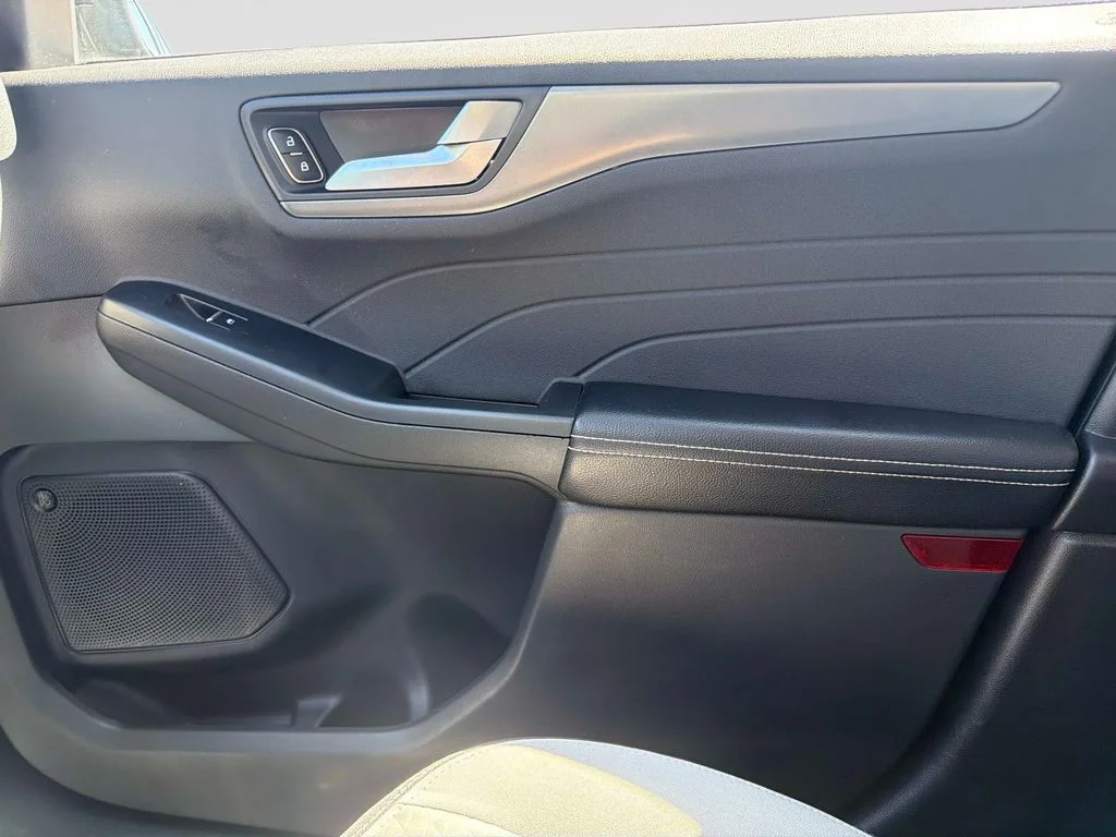 Used 2023 Cinnabar Red Ford Active image 23