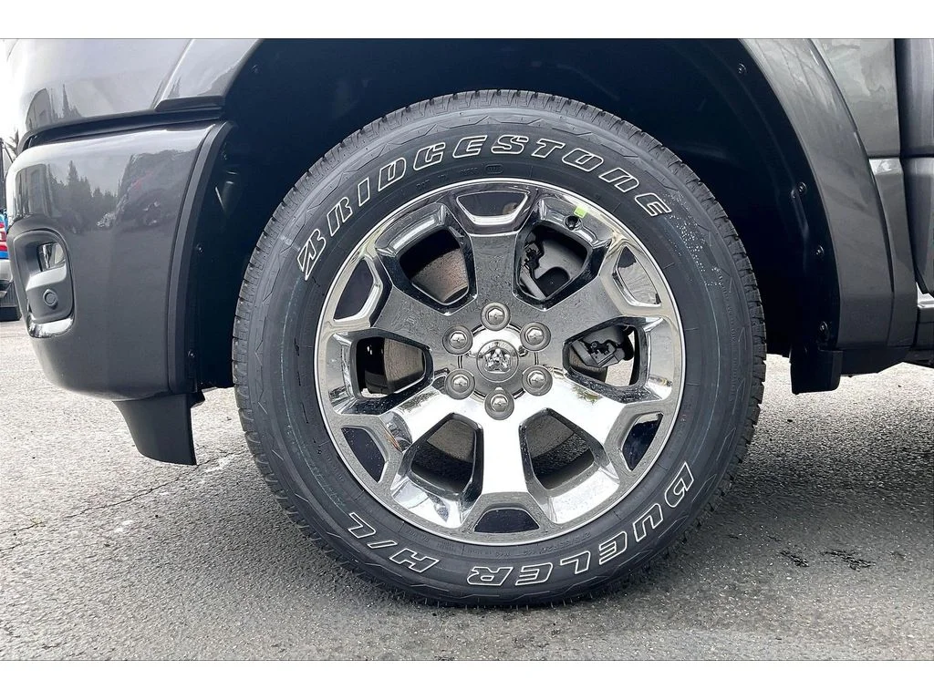 New 2026 Granite Crystal Metallic Clear-Coat Exterior Paint RAM Big Horn image 11