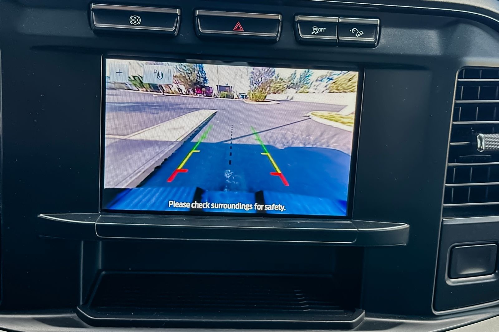 2023 Ford F-350 Super Duty XLT - Photo 25