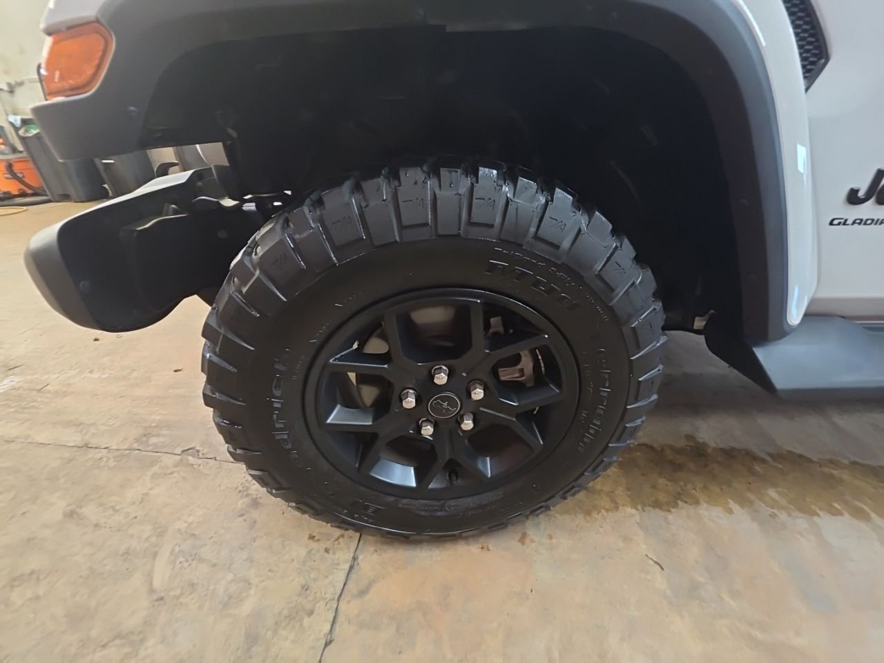 2025 Jeep Gladiator High Tide - Photo 12