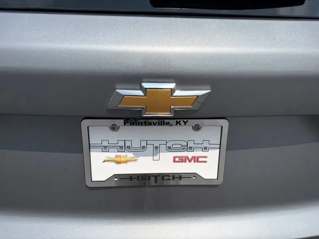 Used 2025 Sterling Gray Metallic Chevrolet LT image 17