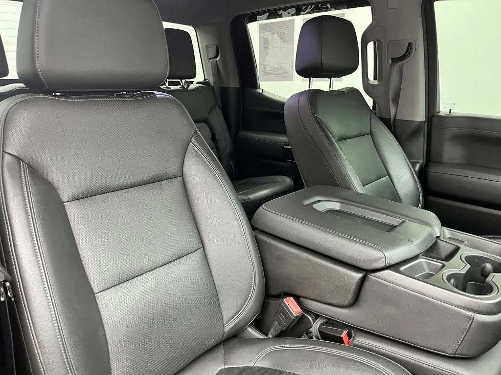 Used 2019 Black Chevrolet LTZ image 34