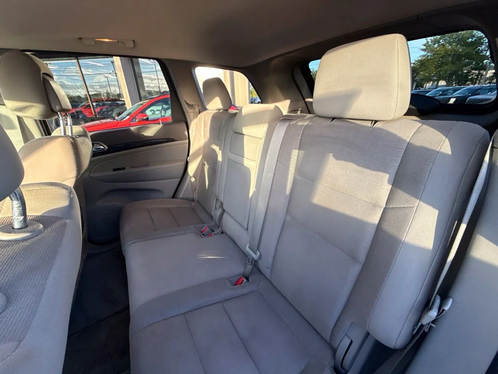 Used 2013 White Jeep Laredo image 20