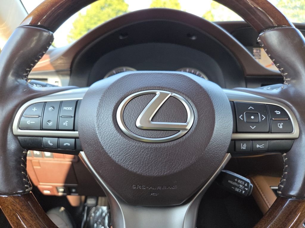 Used 2017 Obsidian Lexus 350 image 34