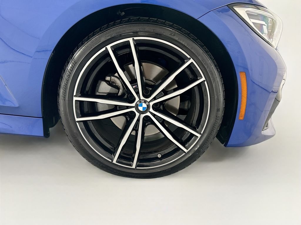 Used 2020 Blue Metallic BMW 330i image 31