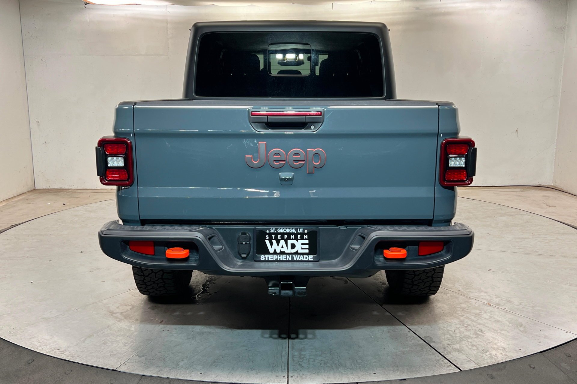 Certified Used 2026 Anvil Clearcoat Jeep Mojave image 5