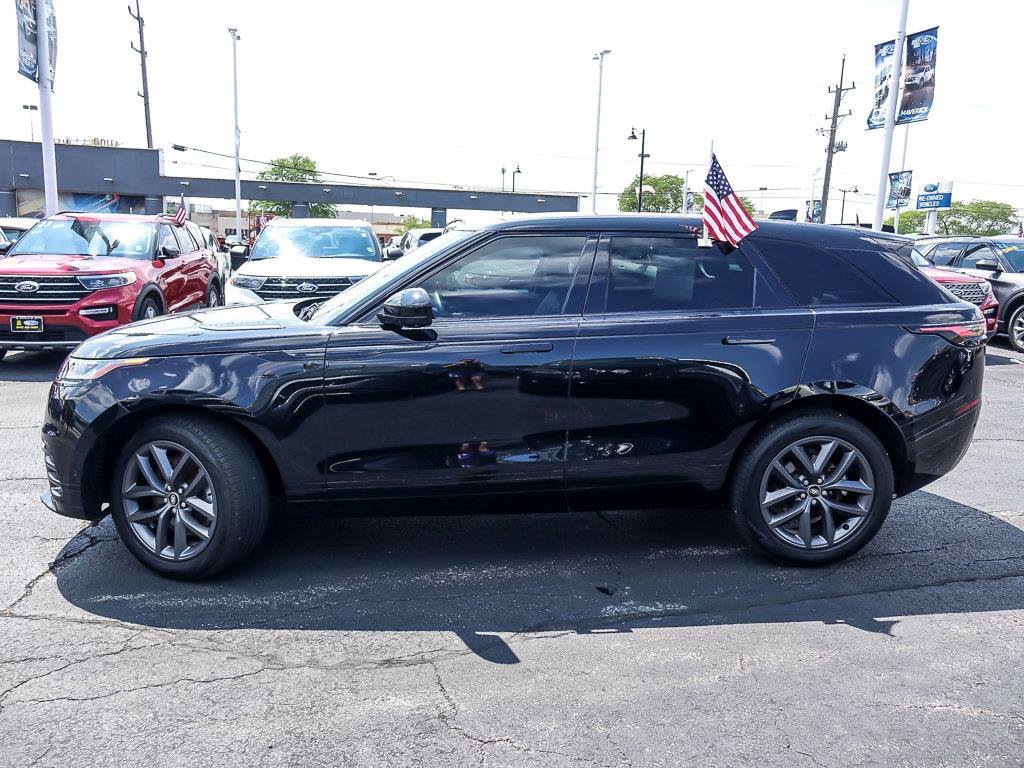 Used 2026 Santorini Black Metallic Land Rover Dynamic SE image 6