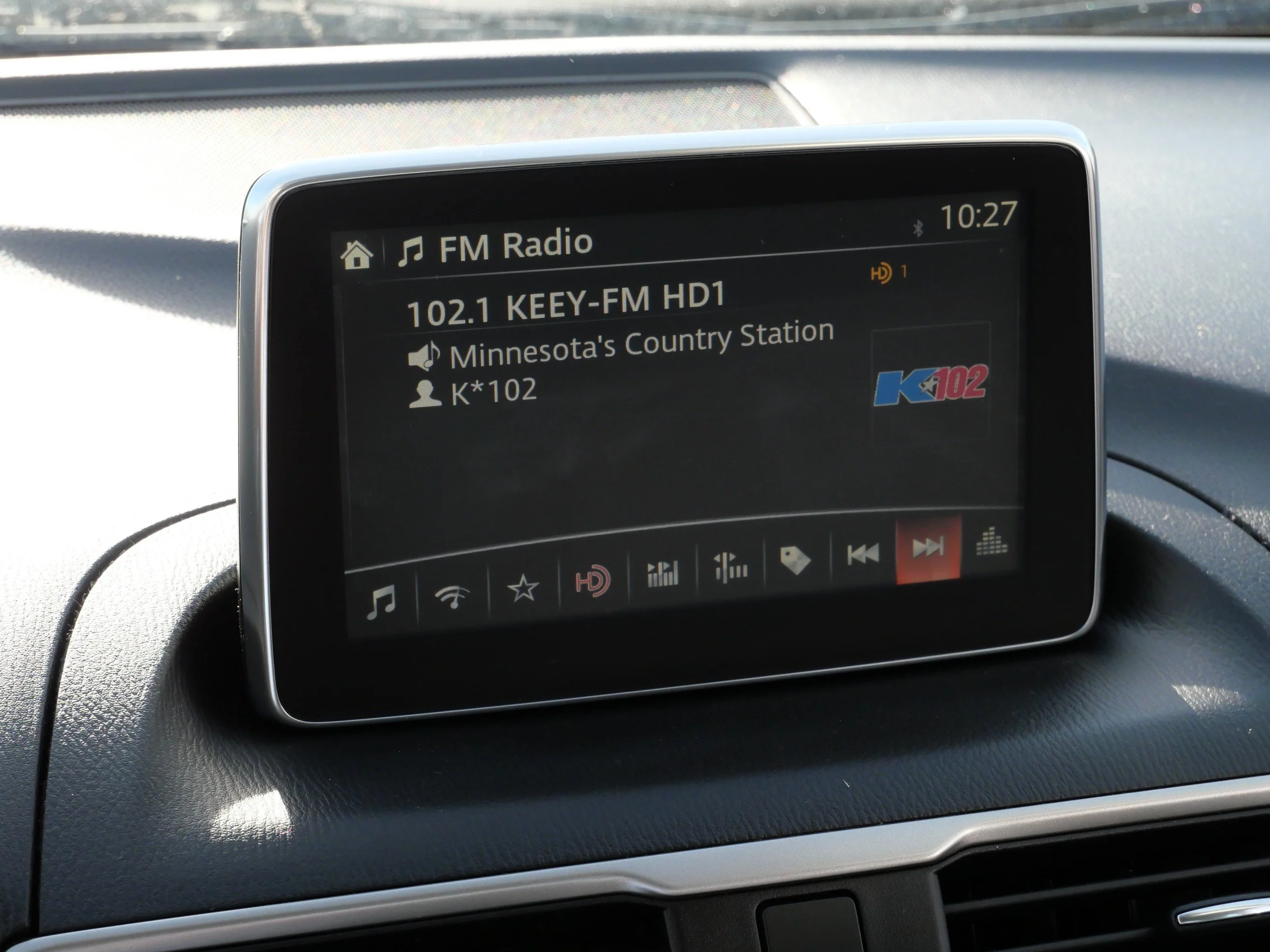 Used 2015 Meteor Gray Mica Mazda i Sport image 22