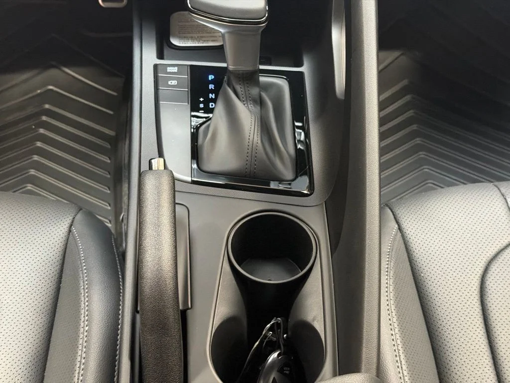 New 2026 Abyss Black Hyundai SEL Sport image 16