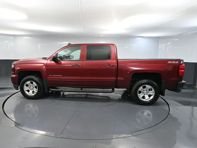 Used 2016 Red Chevrolet LT image 10