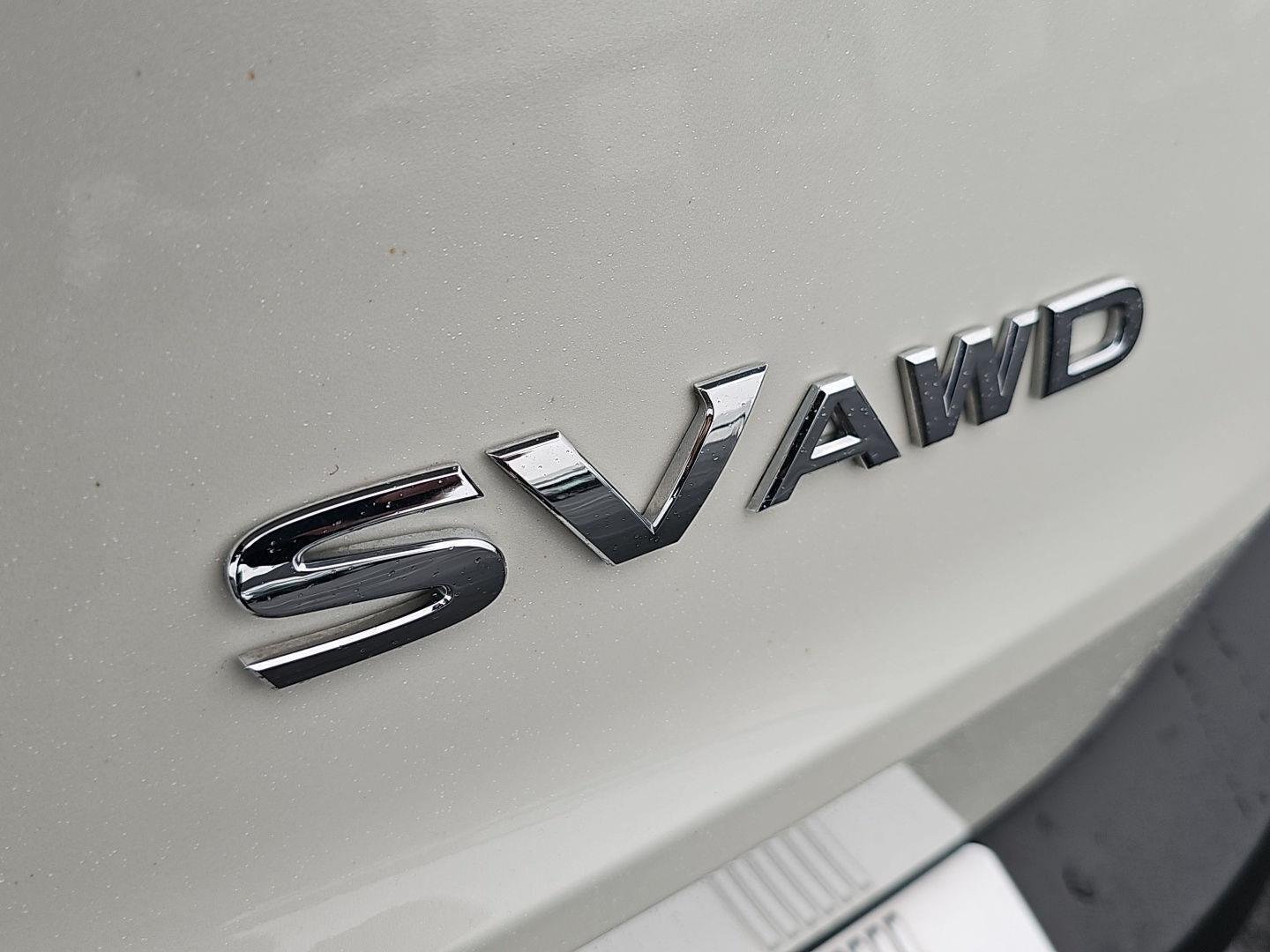 Used 2023 Pearl White Tri Nissan SV image 33