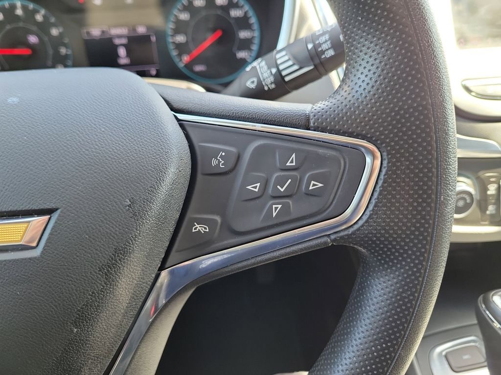 Used 2021 White Chevrolet LS image 28