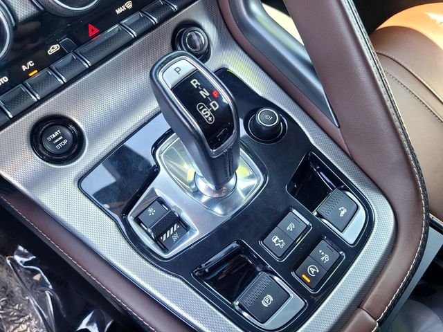 Used 2016  Jaguar Base image 18