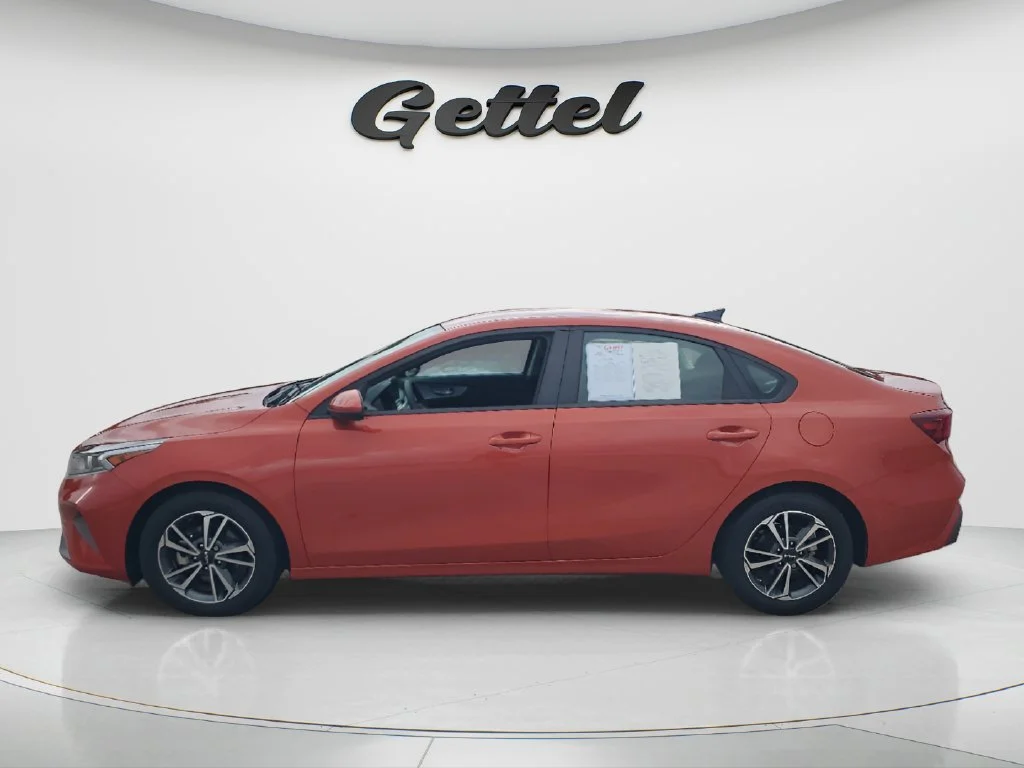 Used 2023 Orange Kia LXS image 8