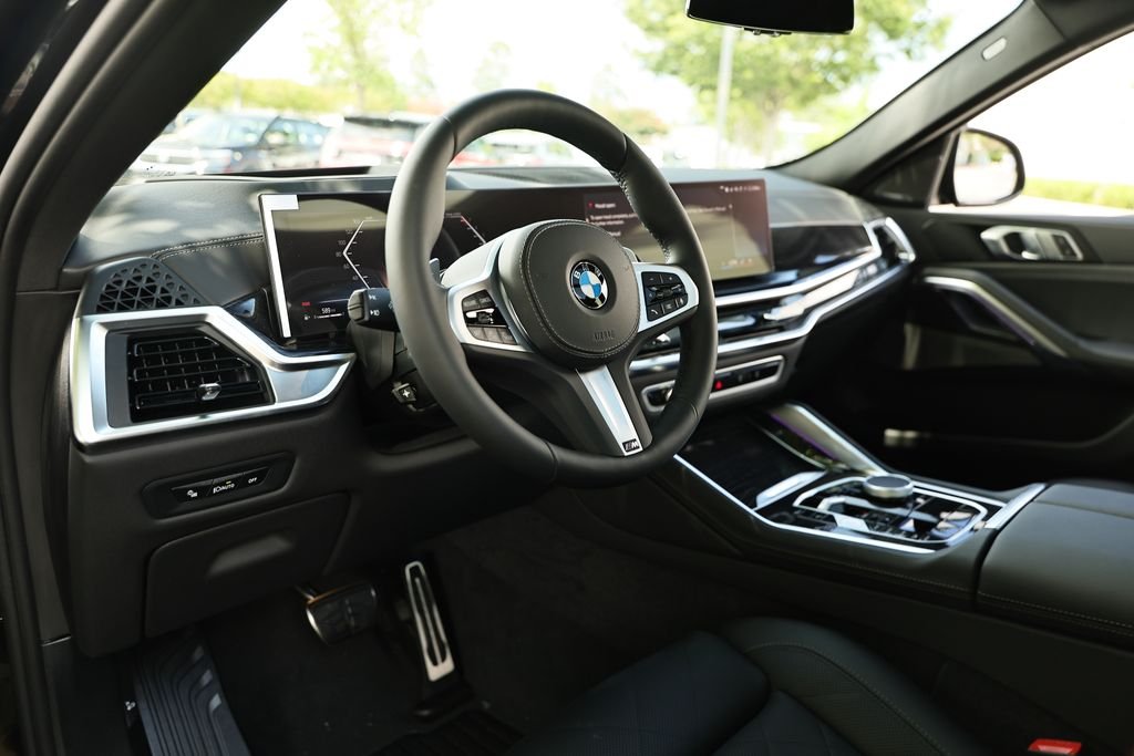 New 2027 Black Sapphire Metallic BMW xDrive40i image 19