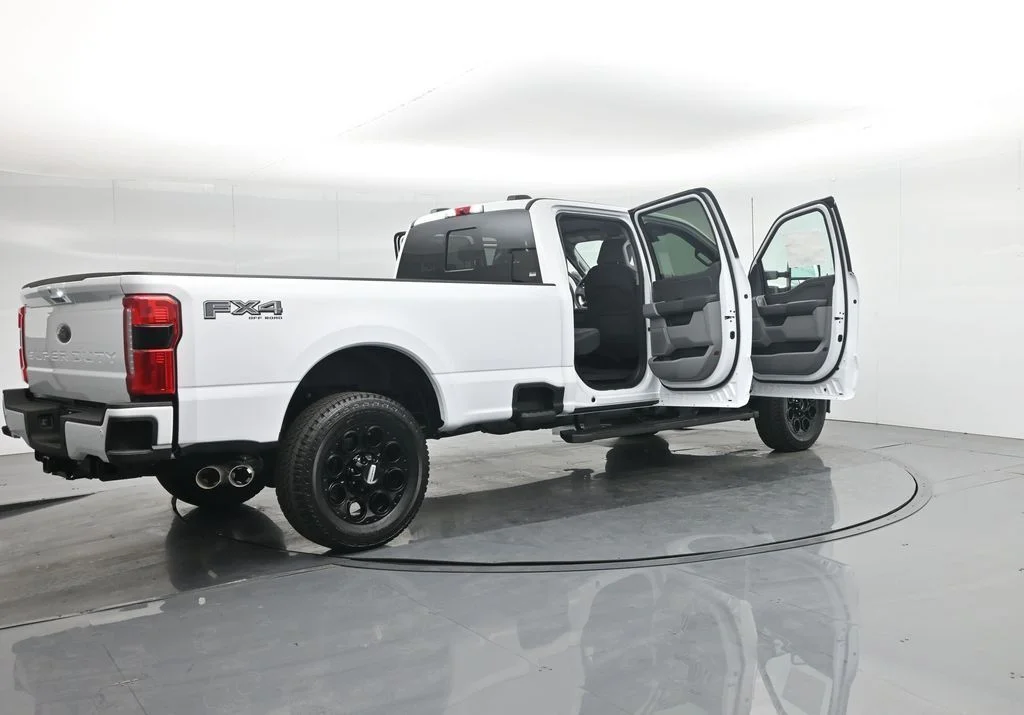 New 2026 White Ford XLT image 30