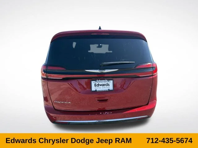 Used 2025 Red Chrysler Select image 6