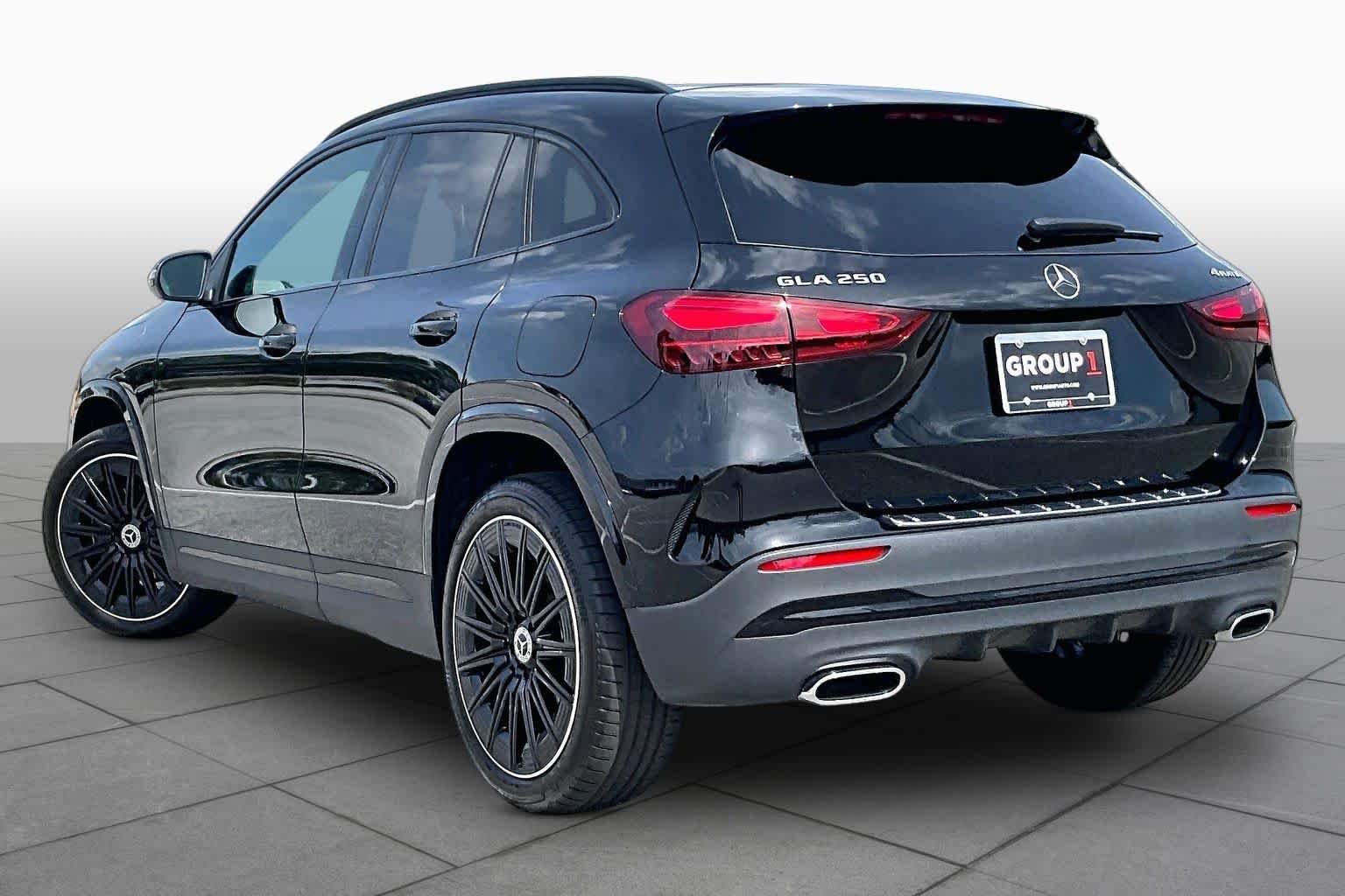 Used 2026 Night Black Mercedes-Benz GLA 250 image 13