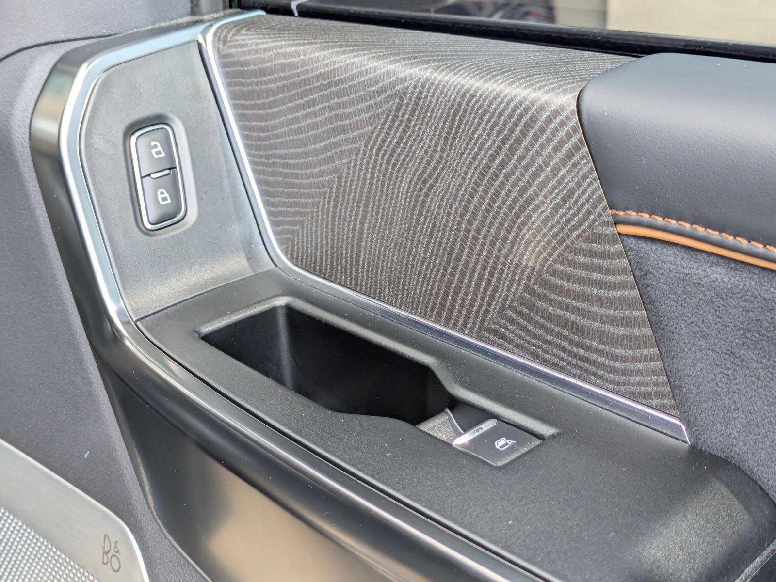 Used 2024 Agate Black Metallic Ford Platinum image 34